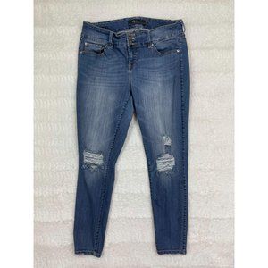 Torrid Jegging Skinny Jeans 14R Distressed
